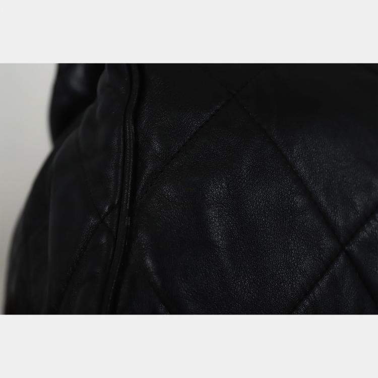 Pre Owned Chanel Vintage Hook Metal Quilted Tote Bag