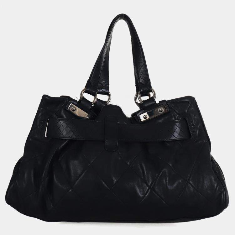 Pre Owned Chanel Vintage Hook Metal Quilted Tote Bag