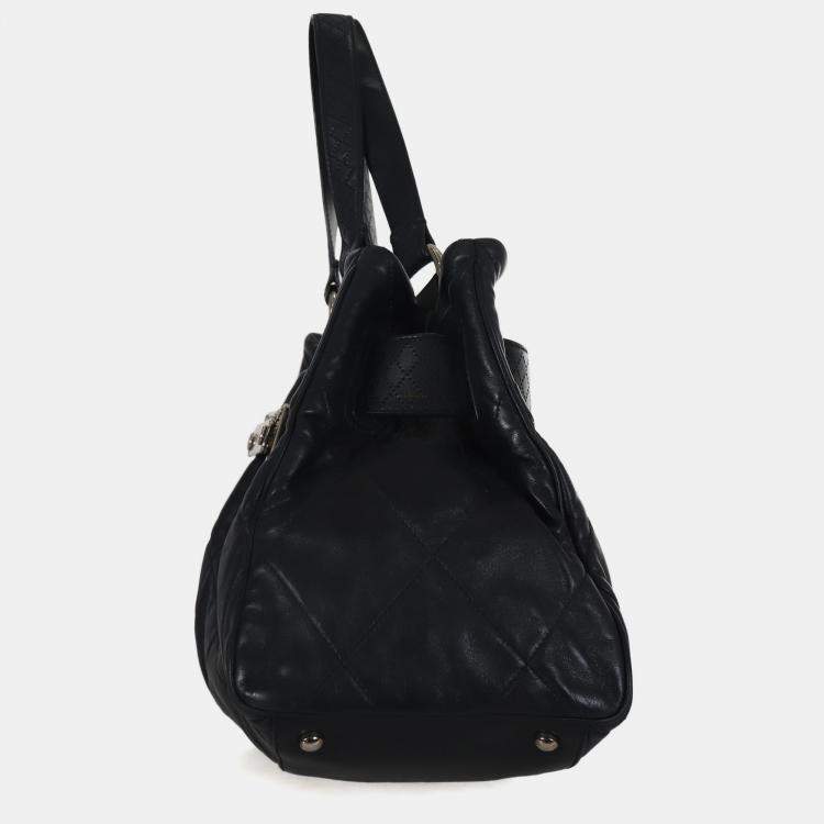 Pre Owned Chanel Vintage Hook Metal Quilted Tote Bag