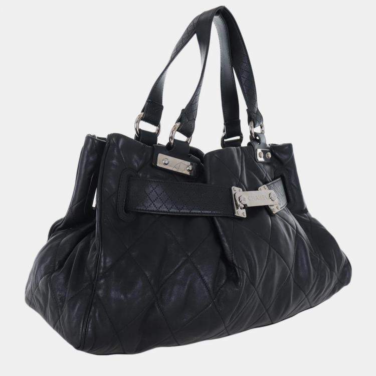 Pre Owned Chanel Paris-Londres Door Latch Tote Bag