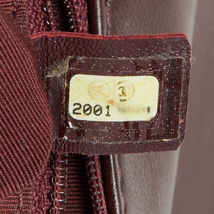 Pre Owned Chanel Burgundy Chevron Quilted Leather New Medium Boy Flap Bag
