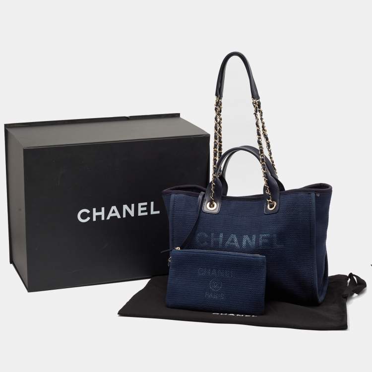 Pre Owned Chanel Navy Blue Canvas Medium Deauville Shopper Tote