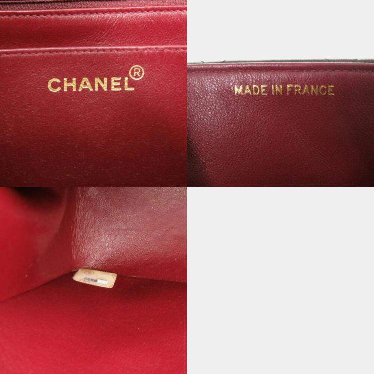 Pre Owned Chanel Black Lambskin Diana 25 Medium Mattelasse Shoulder Bag