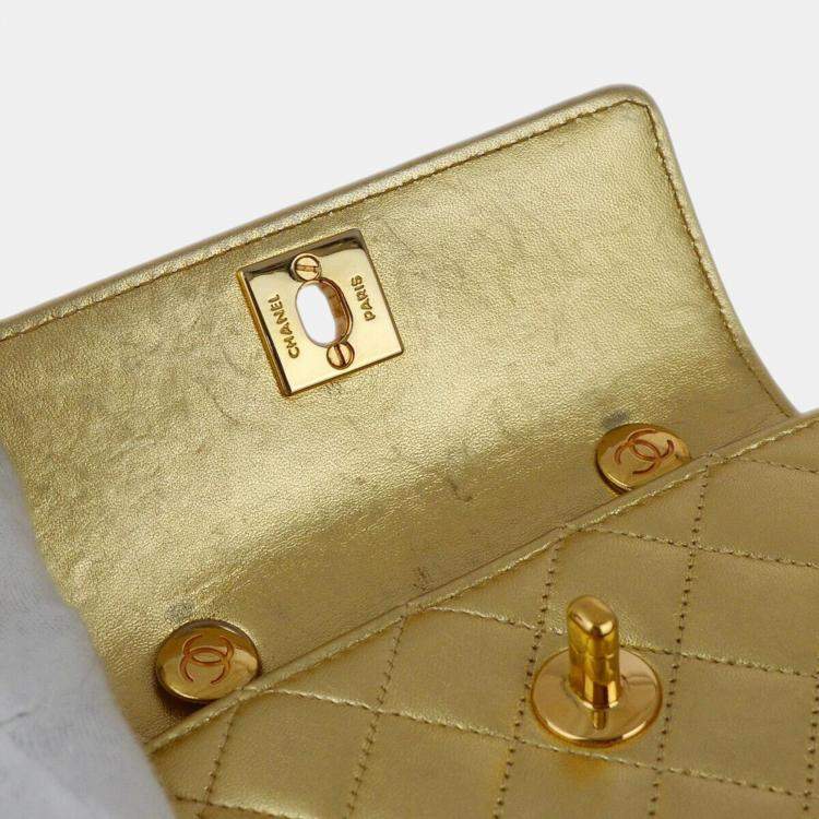 مملوكة مسبقًا Chanel Gold Lambskin Straight Flap Shoulder Bag