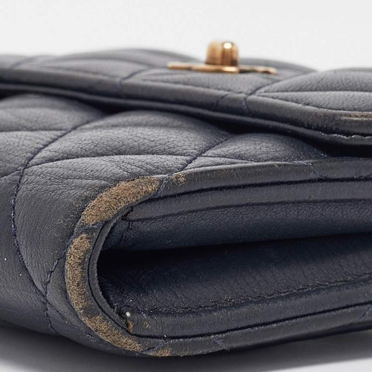 Pre Owned Chanel Navy Blue Quilted Leather CC Trifold Wallet