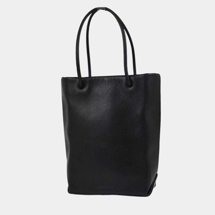 Pre Owned Chanel Black Calfskin Essential Tote Bag