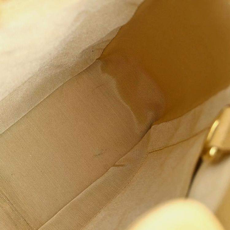 مملوكة مسبقًا Chanel Beige Calfskin Petite Shopping Tote PST Chain Handbag