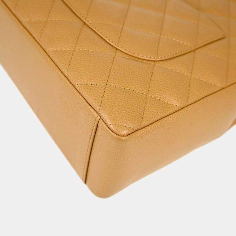 مملوكة مسبقًا Chanel Beige Calfskin Petite Shopping Tote PST Chain Handbag