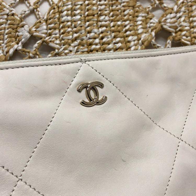 Pre Owned Chanel Raffia Beige Weaving Tote Bag