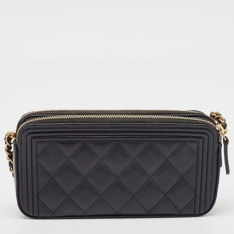 مملوكة مسبقًا Chanel Black Quilted Caviar Leather Double Zip Clutch Bag
