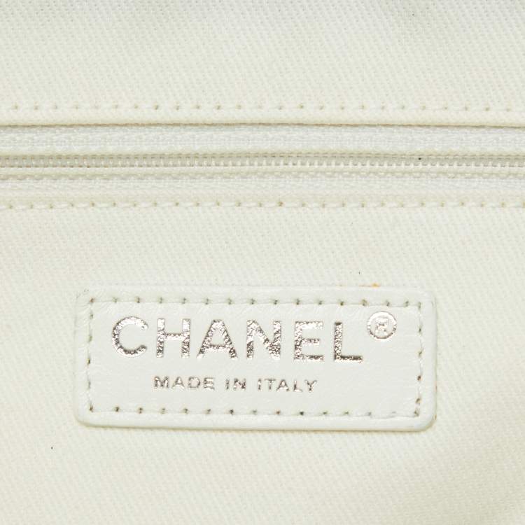 Pre Owned Chanel Chambray Blue/White Canvas CC Striped Shopper Tote