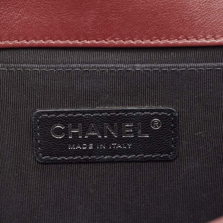 Pre Owned Chanel Burgundy Horizontal Quilted Leather Medium Boy Flap Bag