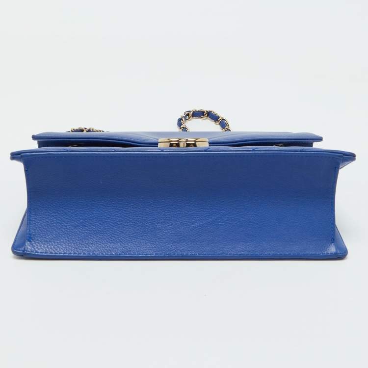 Pre Owned Chanel Blue Leather Chevron Medium Coco Envelope Flap Bag