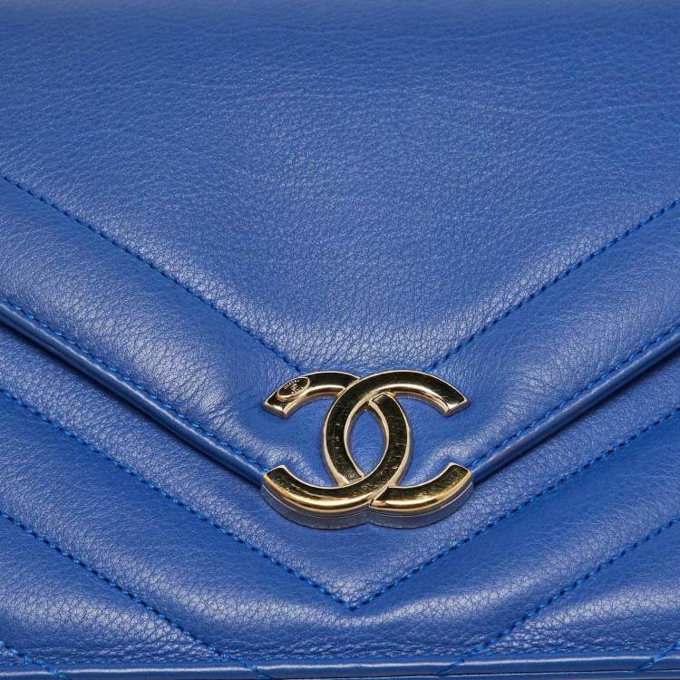 Pre Owned Chanel Blue Leather Chevron Medium Coco Envelope Flap Bag