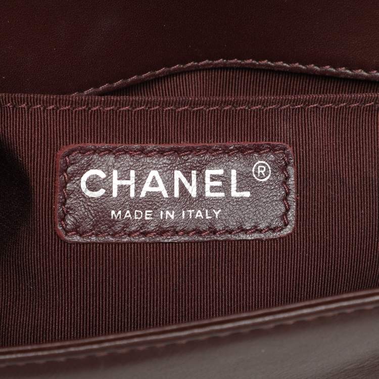 Pre Owned Chanel Burgundy Chevron Leather Small Boy Flap Bag