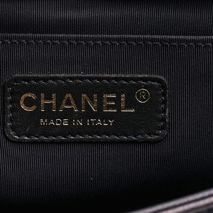 Pre Owned Chanel Navy Blue Cube Embossed Leather Medium Boy Flap Bag