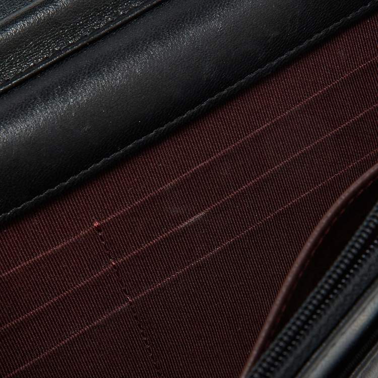 Pre Owned Chanel Black Quilted Leather CC Classic Wallet On Chain