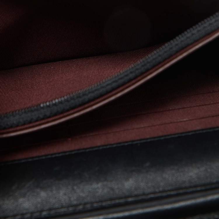 Pre Owned Chanel Black Quilted Leather CC Classic Wallet On Chain