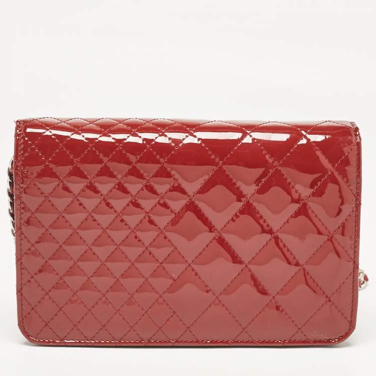Pre Owned Chanel Red Quilted Patent Leather Classic Wallet On Chain