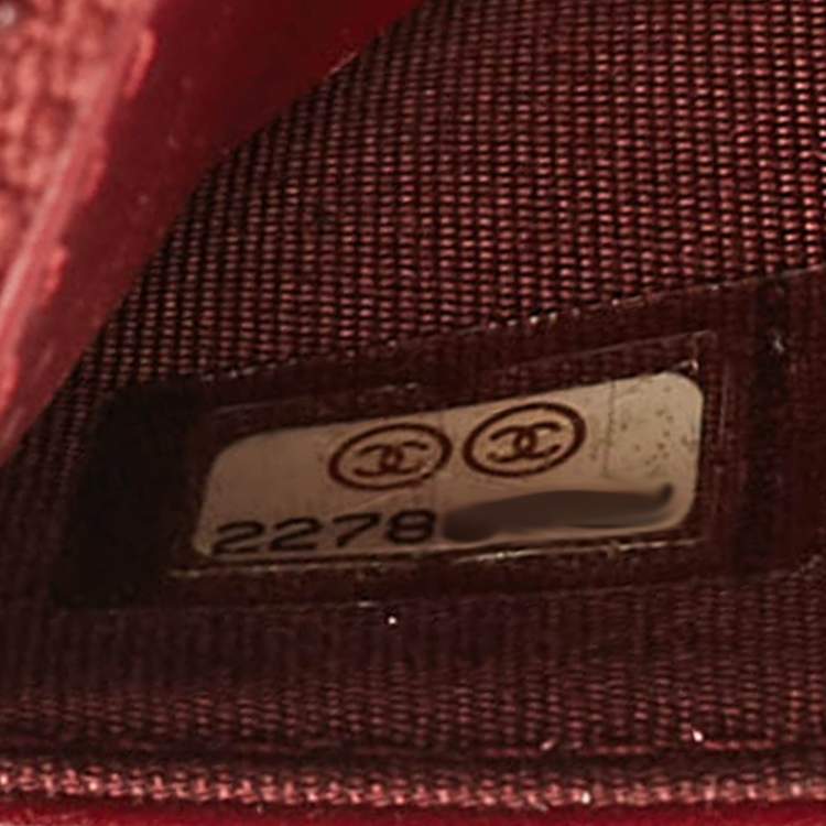 Pre Owned Chanel Red Quilted Patent Leather Classic Wallet On Chain