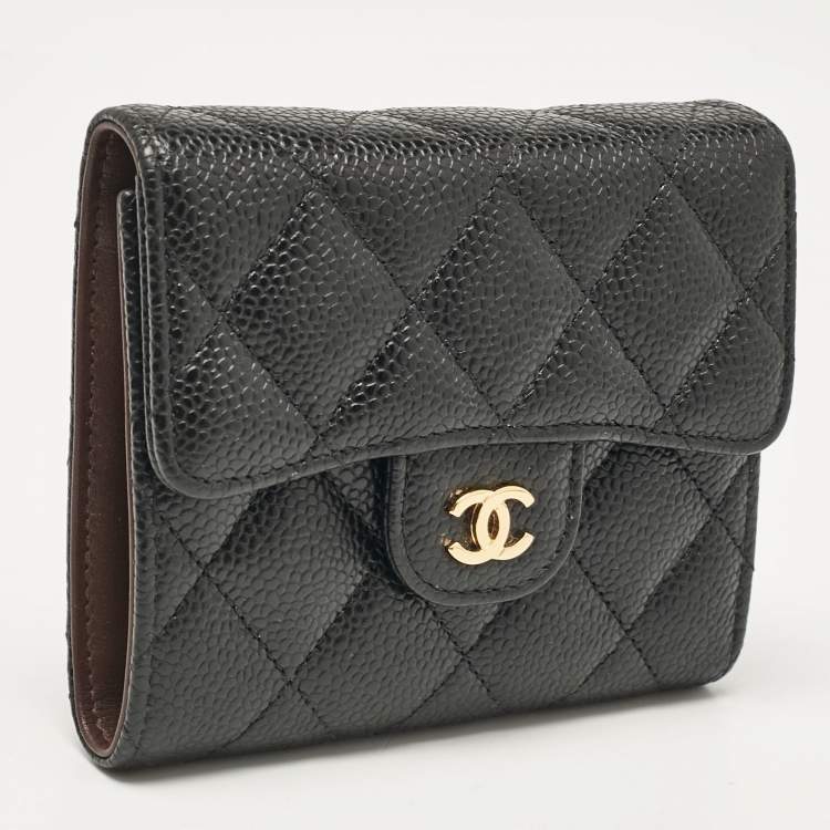 Pre Owned Chanel Black Quilted Caviar Leather Classic Trifold Wallet