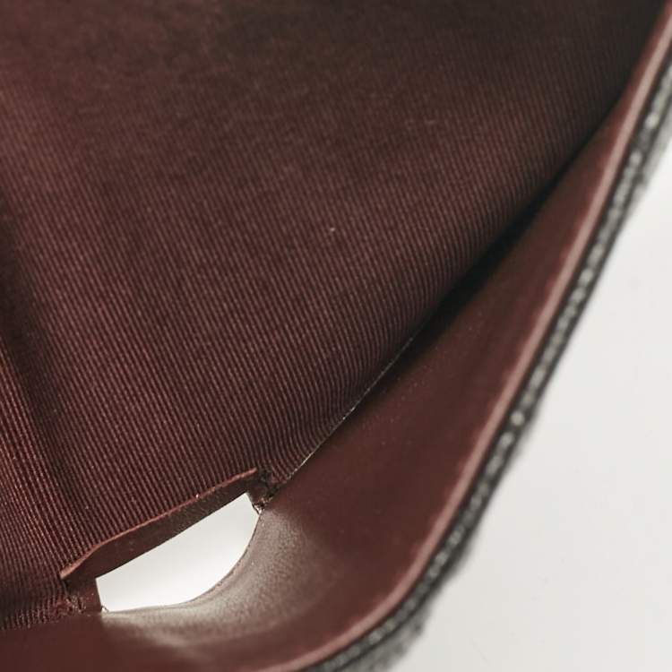 Pre Owned Chanel Black Quilted Caviar Leather Classic Trifold Wallet