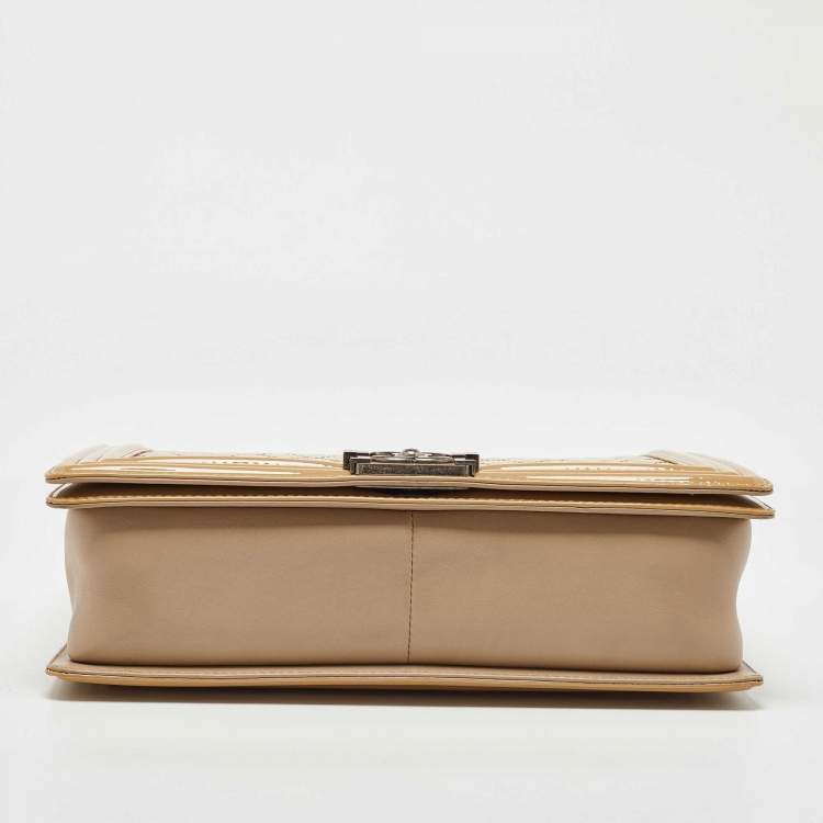 Pre Owned Chanel Beige Quilted Patent Leather Large Boy Flap Bag