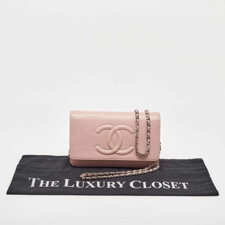 Pre Owned Chanel Light Pink Caviar Leather Timeless CC Wallet On Chain