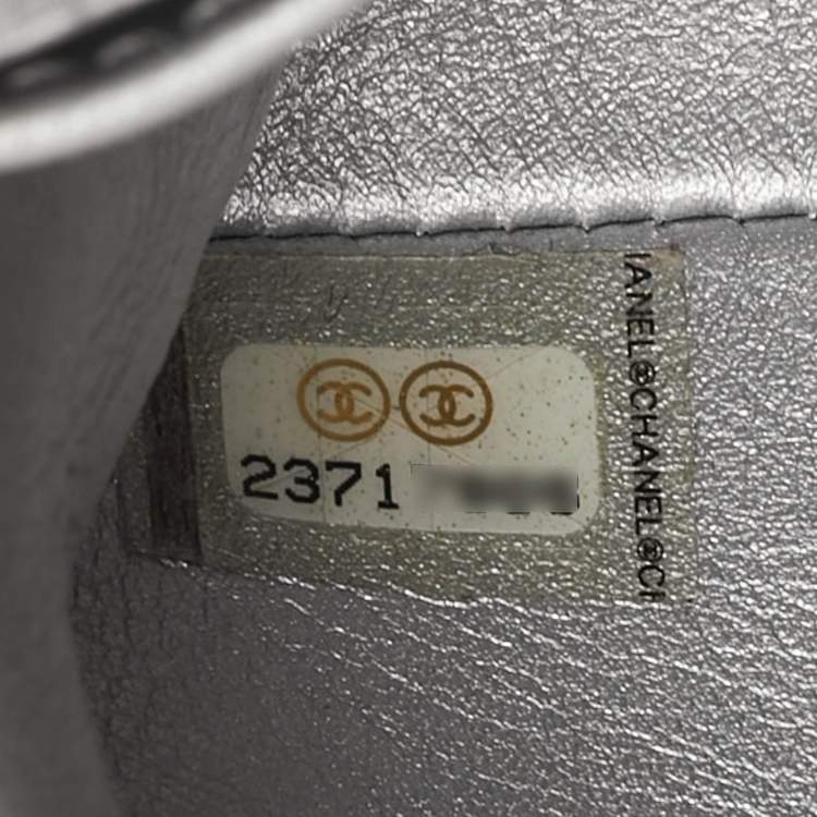 Pre Owned Chanel Silver Leather Small Crystals Embellished Boy Flap Bag