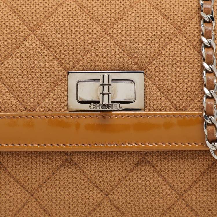Pre Owned Chanel Beige Jersey and Patent Leather Reissue E/W Flap Bag