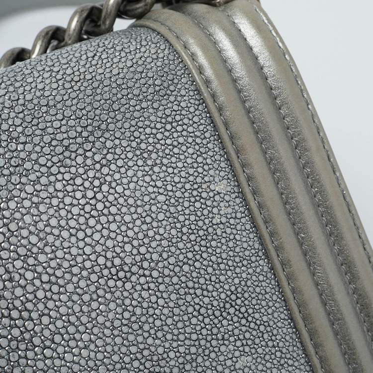 Pre Owned Chanel Grey/Silver Leather and Stingray Medium Boy Flap Bag