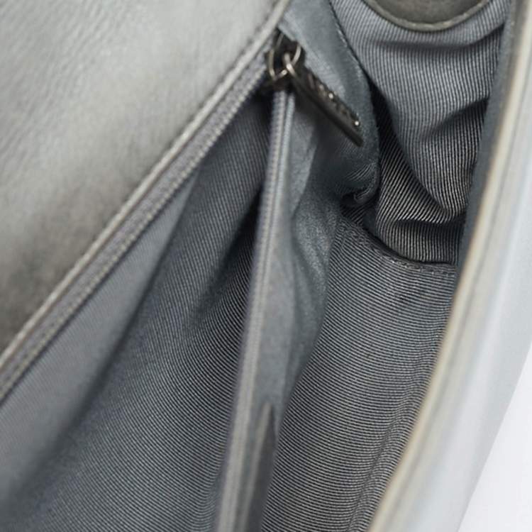 Pre Owned Chanel Grey/Silver Leather and Stingray Medium Boy Flap Bag