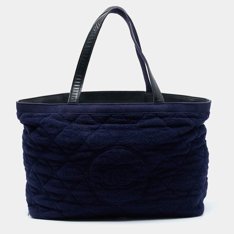 Pre Owned Chanel Navy Blue Quilted Terry Cloth CC Beach Tote