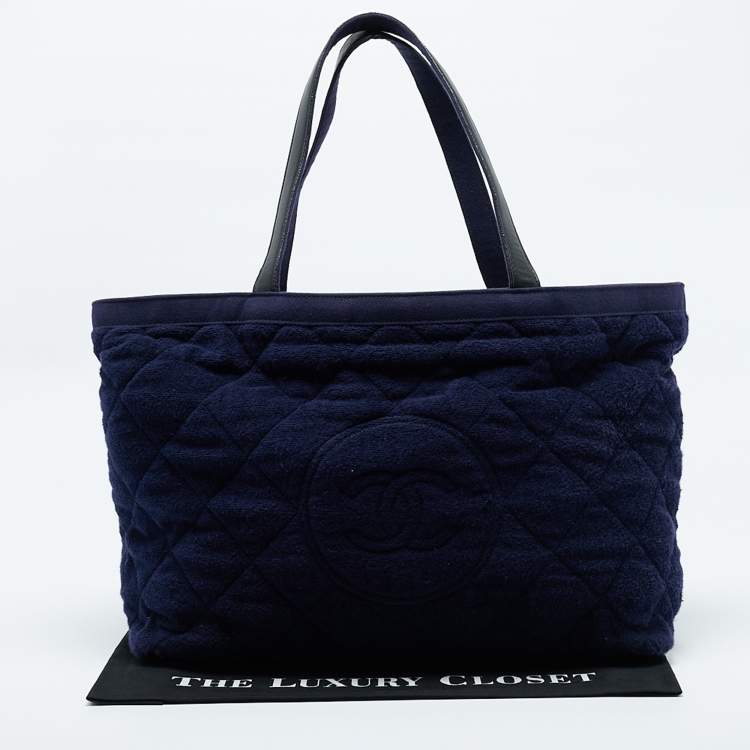 Pre Owned Chanel Navy Blue Quilted Terry Cloth CC Beach Tote