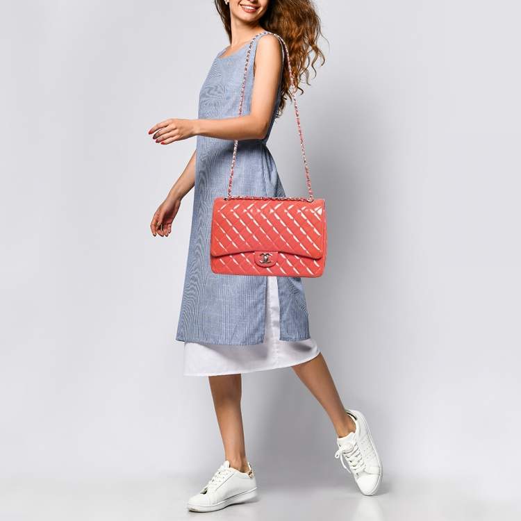 Pre Owned Chanel Pink Quilted Patent Leather Maxi Classic Double Flap Bag