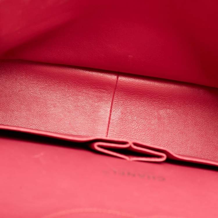 Pre Owned Chanel Pink Quilted Patent Leather Maxi Classic Double Flap Bag