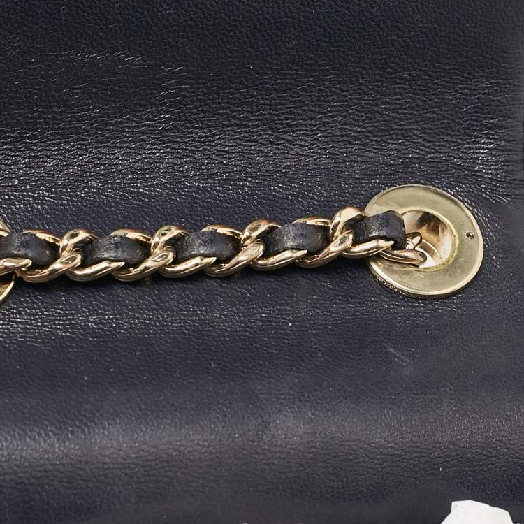 Pre Owned Chanel Navy Blue Quilted Leather Micro Trendy CC Clutch