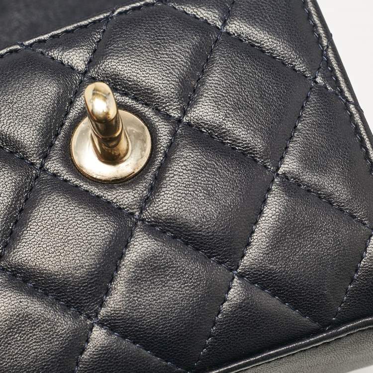Pre Owned Chanel Navy Blue Quilted Leather Micro Trendy CC Clutch