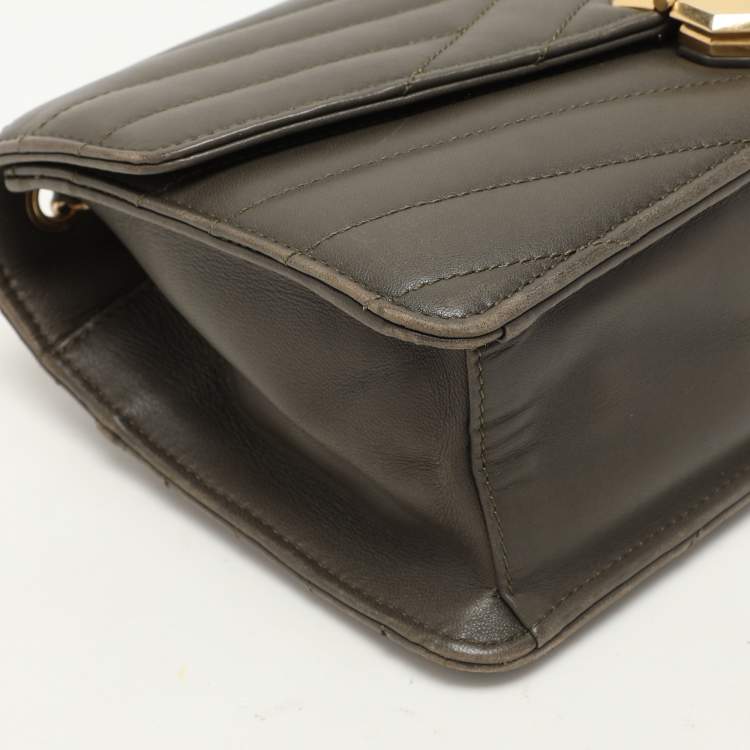 Pre Owned Chanel Green Chevron Quilted Leather Gabrielle Flap Bag