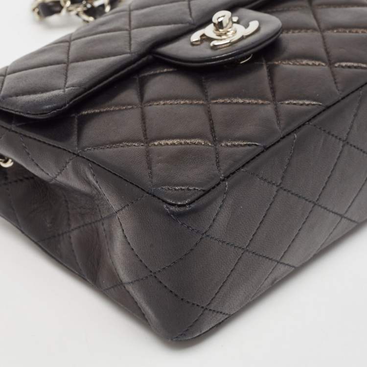 Pre Owned Chanel Black Quilted Leather Mini Square Classic Flap Bag