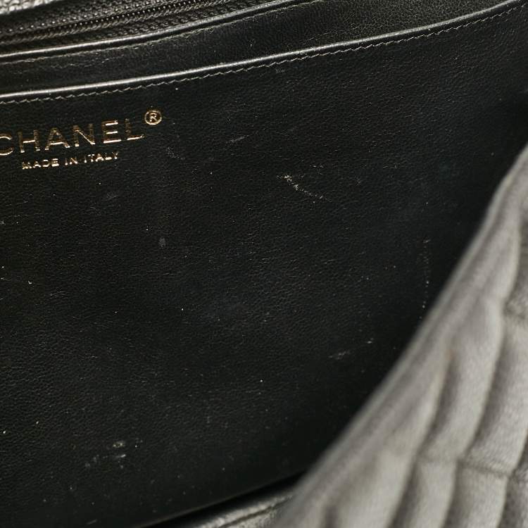 Pre Owned Chanel Black Quilted Caviar Leather Maxi Classic Single Flap Bag