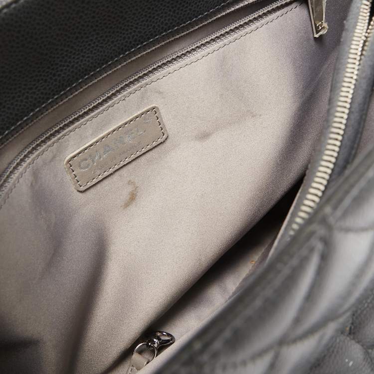 Pre Owned Chanel Grey Quilted Caviar Leather GST Shopper Tote