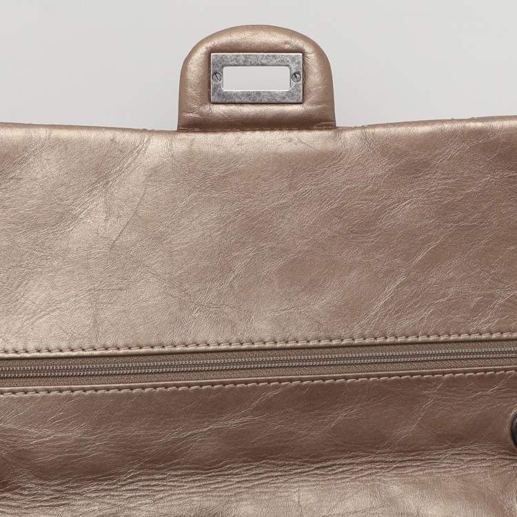 Pre Owned Chanel Metallic Beige Quilted Leather 226 Reissue 2.55 Flap Bag