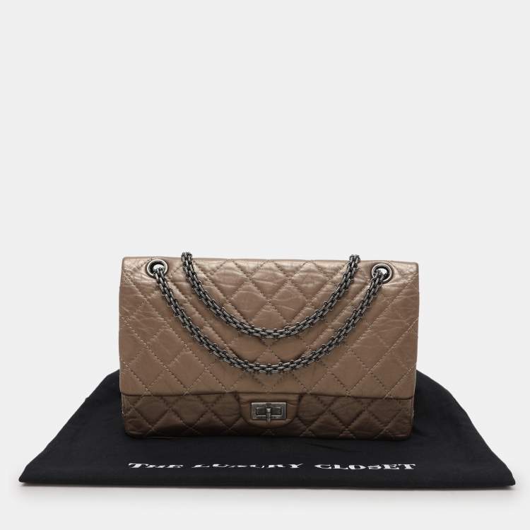 Pre Owned Chanel Metallic Beige Quilted Leather 226 Reissue 2.55 Flap Bag