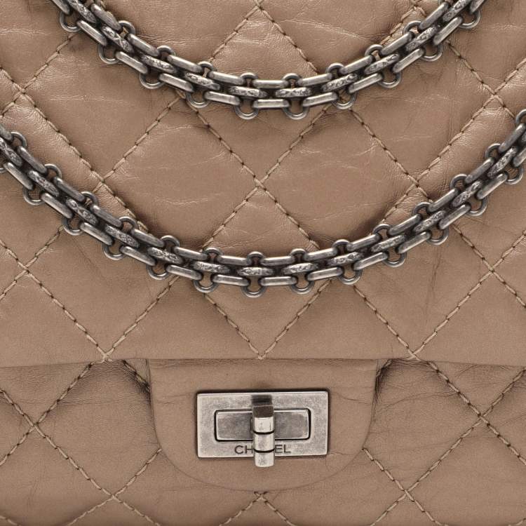 Pre Owned Chanel Metallic Beige Quilted Leather 226 Reissue 2.55 Flap Bag