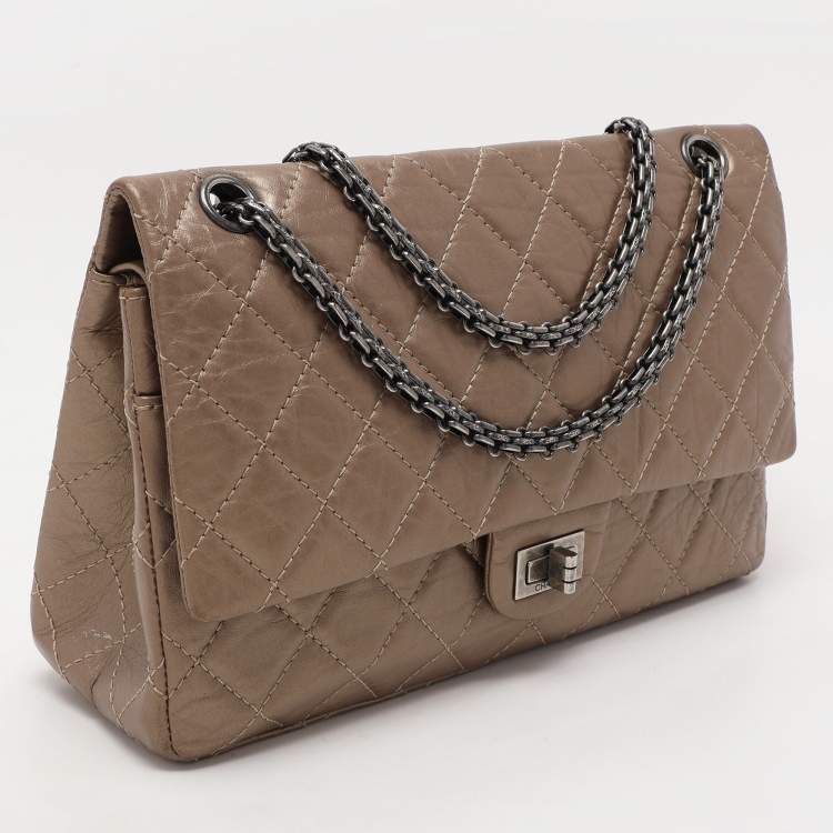 Pre Owned Chanel Metallic Beige Quilted Leather 226 Reissue 2.55 Flap Bag