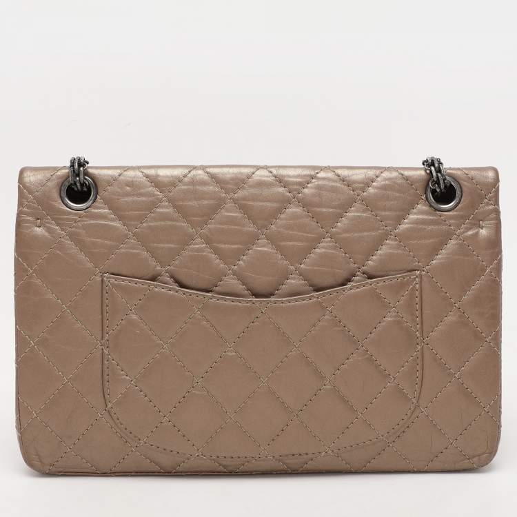 Pre Owned Chanel Metallic Beige Quilted Leather 226 Reissue 2.55 Flap Bag