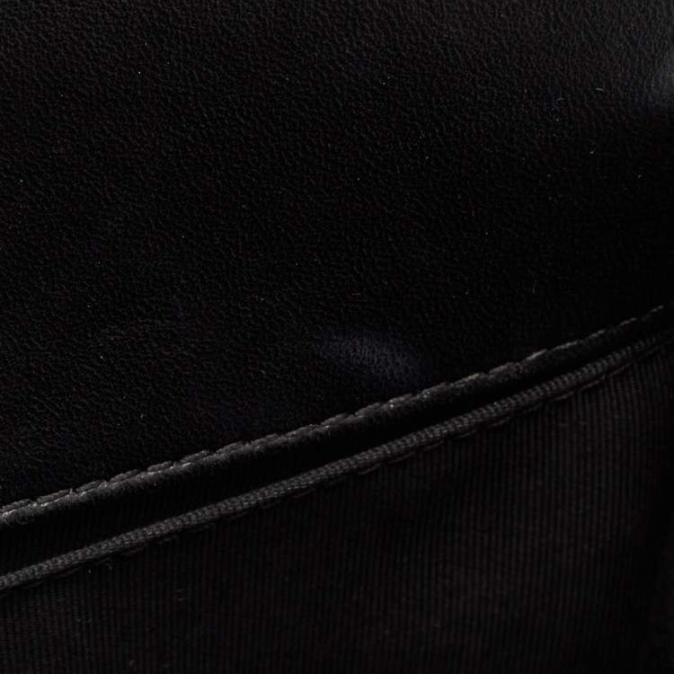 Pre Owned Chanel Black Quilted Leather Medium Boy Flap Bag