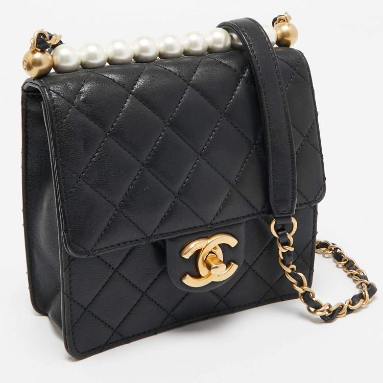 Pre Owned Chanel Black Quilted Leather Chic Pearl Crossbody Bag