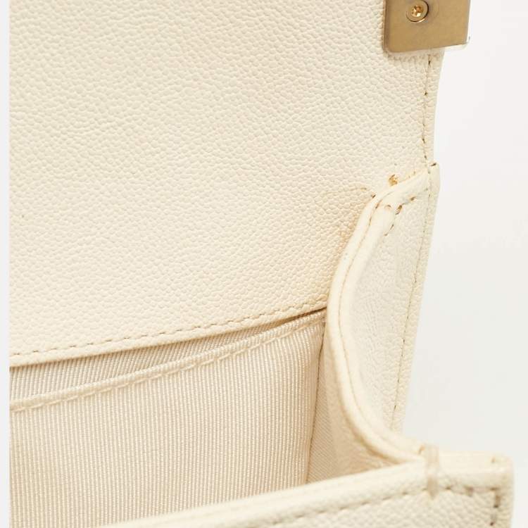 Pre Owned Chanel Cream Quilted Caviar Leather Small Boy Flap Bag